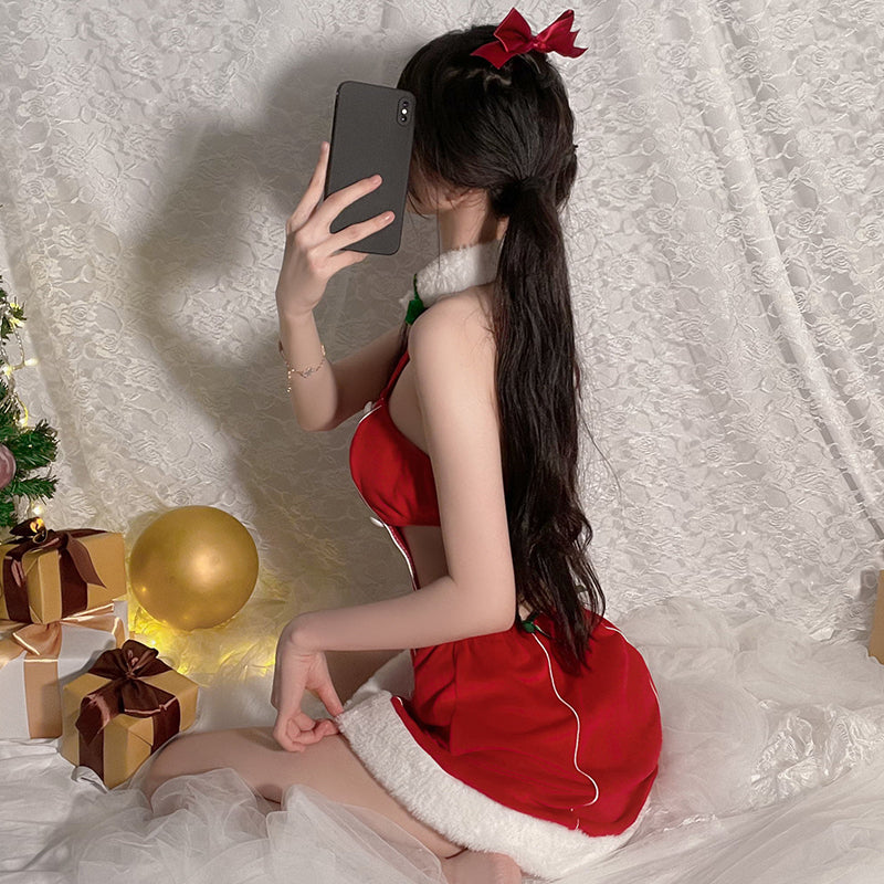 甜美诱惑挂脖圣诞裙装