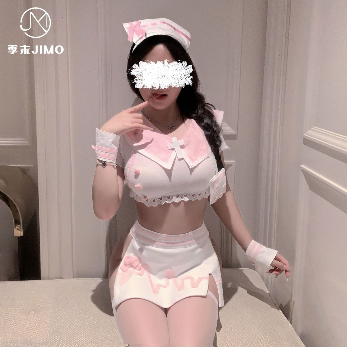 「电波小护士」纯欲可爱护士包臀裙情趣制服